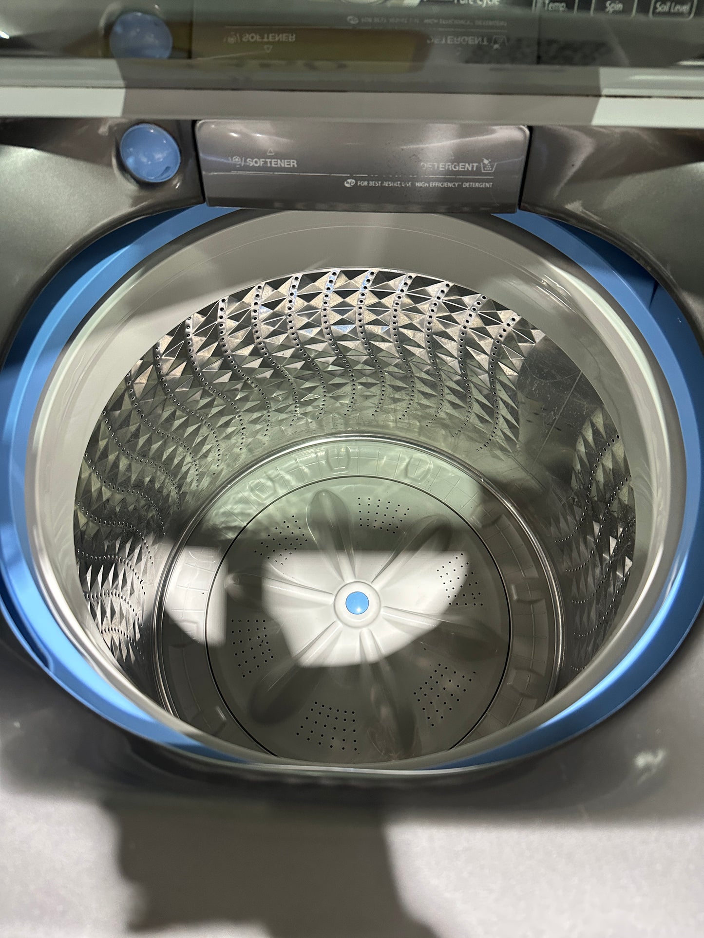 GREAT TOP LOAD WASHER - GENTLY USED - MODEL: wa456drhdsu  WAS12093S