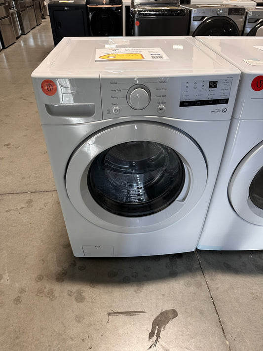 BRAND NEW! LG 4.5 Cu Ft Front Load Washer  MODEL: WM3400CW  WAS14050