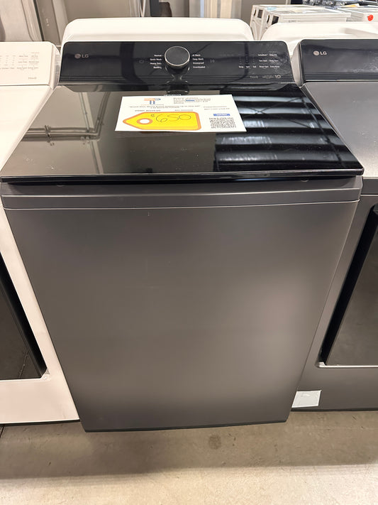 GREAT NEW TOP LOAD WASHER with 4-WAY AGITATOR MODEL: WT8405CB  WAS14058