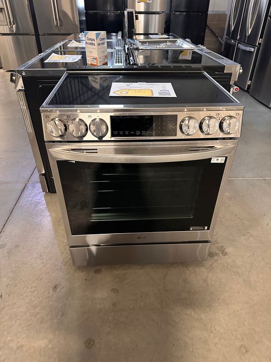 GREAT NEW LG INSTAVIEW ELECTRIC RANGE WITH AIR FRY MODEL: LSEL6335FE  RAG12059
