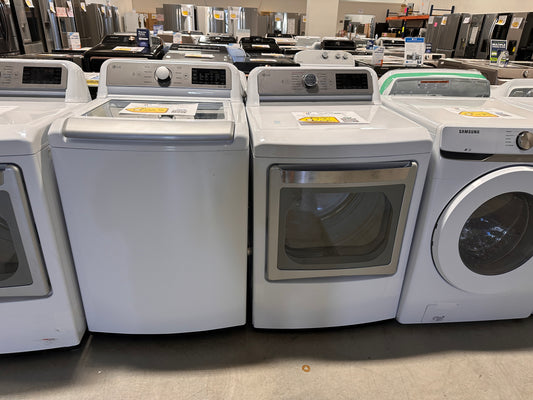 GREATLY DISCOUNTED SMART LG WASHER DRYER SET - WAS13159 DRY12359