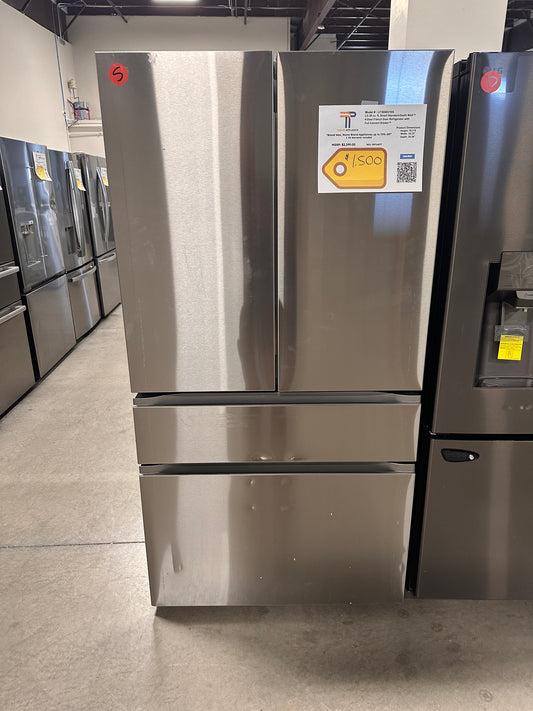 BRAND NEW LG SMART STANDARD DEPTH MAX REFRIGERATOR MODEL: LF30S8210S  REF14077