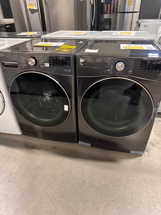 GREAT NEW STACKABLE LG LAUNDRY SET FRONT LOAD WASHER ELECTRIC DRYER WAS13948 DRY13169