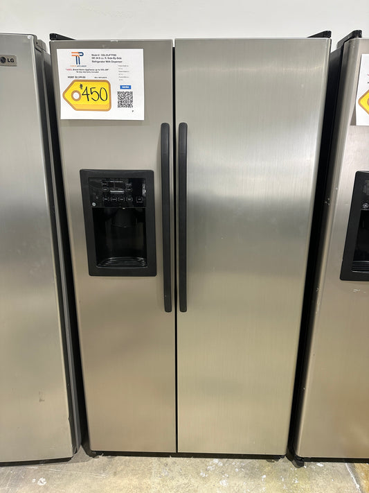 LIKE NEW GE SIDE BY SIDE REFRIGERATOR with DISPENSER MODEL: GSL25JFPDBS REF12437S