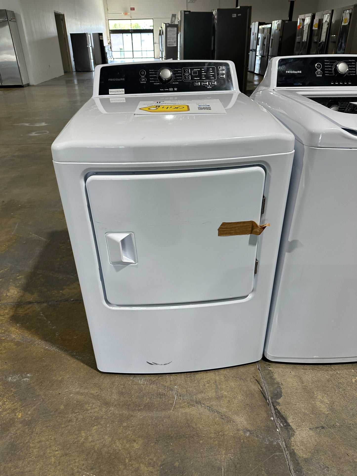 GREAT NEW FRIGIDAIRE ELECTRIC DRYER MODEL: FFRE4120SW DRY12133S