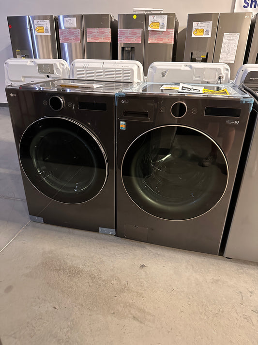 NEW LG SMART STACKABLE LAUNDRY SET WITH GAS DRYER - WAS13210 DRY12352