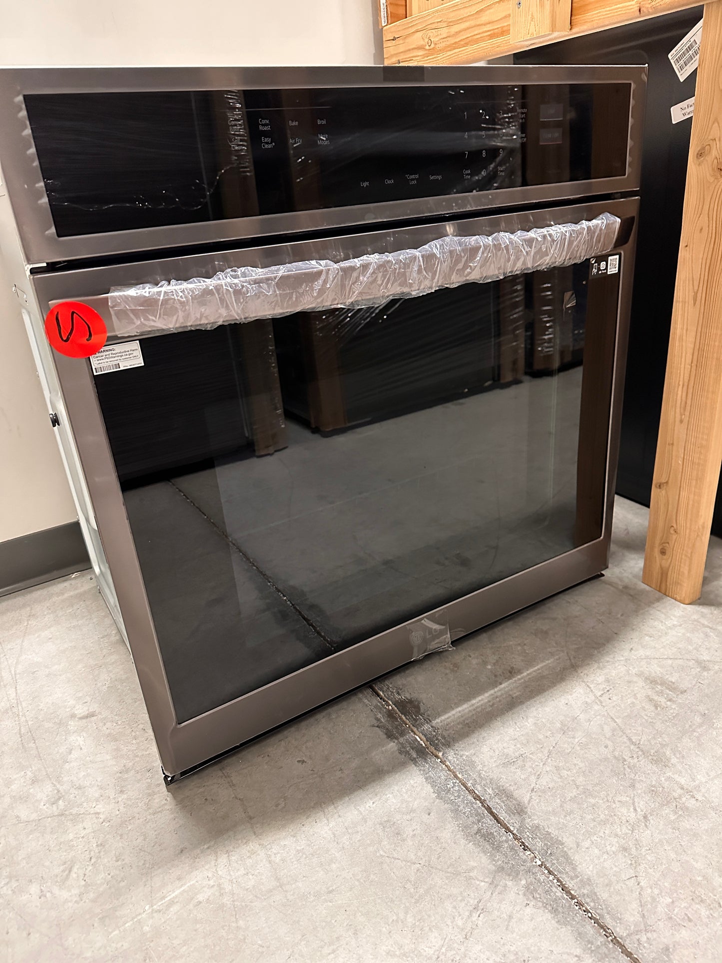 NEW LG BUILT IN ELECTRIC CONVECTION WALL OVEN MODEL: WSEP4723D  WOV11192