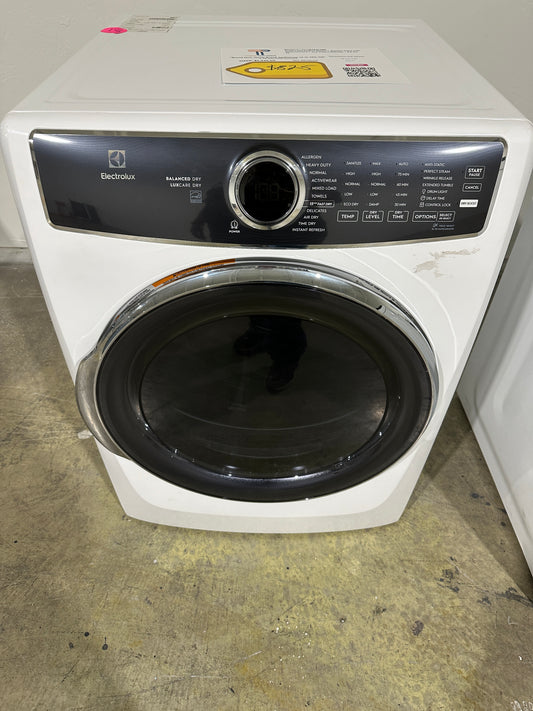 BRAND NEW STACKABLE ELECTRIC DRYER MODEL: ELFE7637AW DRY12144S