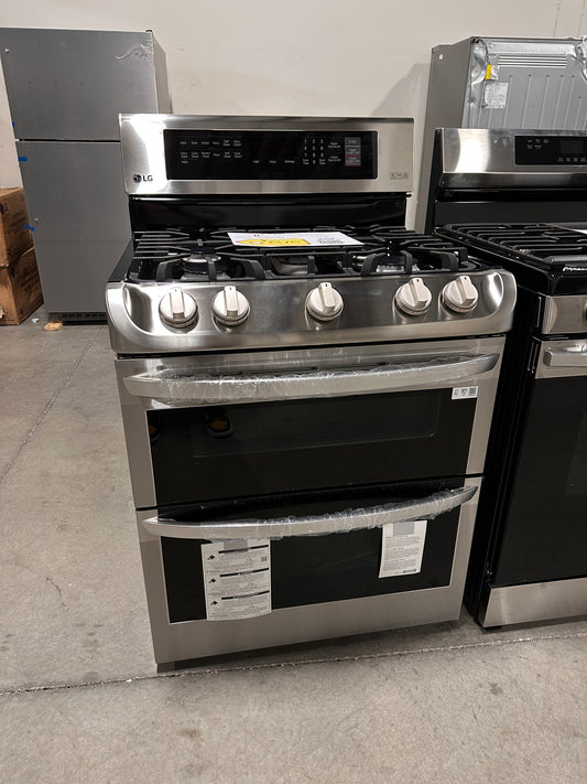 GORGEOUS NEW LG DOUBLE OVEN GAS TRUE CONVECTION RANGE MODEL:LDG4313ST  RAG11859