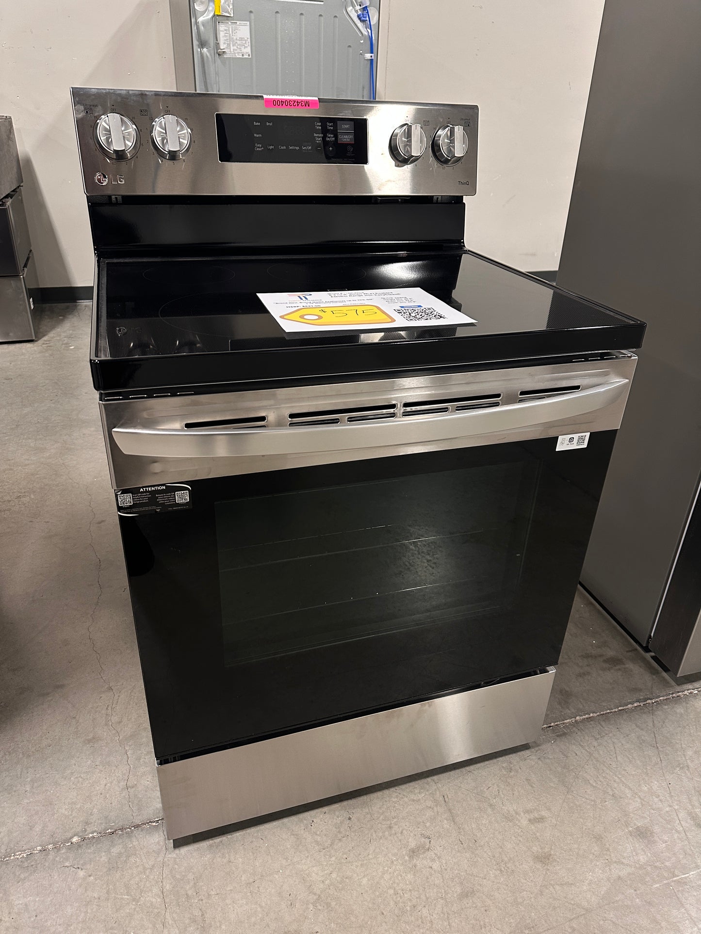 NEW ELECTRIC LG RANGE with EASY CLEAN MODEL:LREL6321S  RAG11861