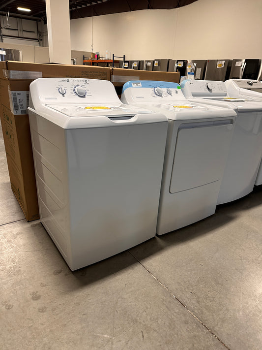 ABSOLUTELY BEAUTIFUL NEW LAUNDRY SET - WAS13260 DRY12553