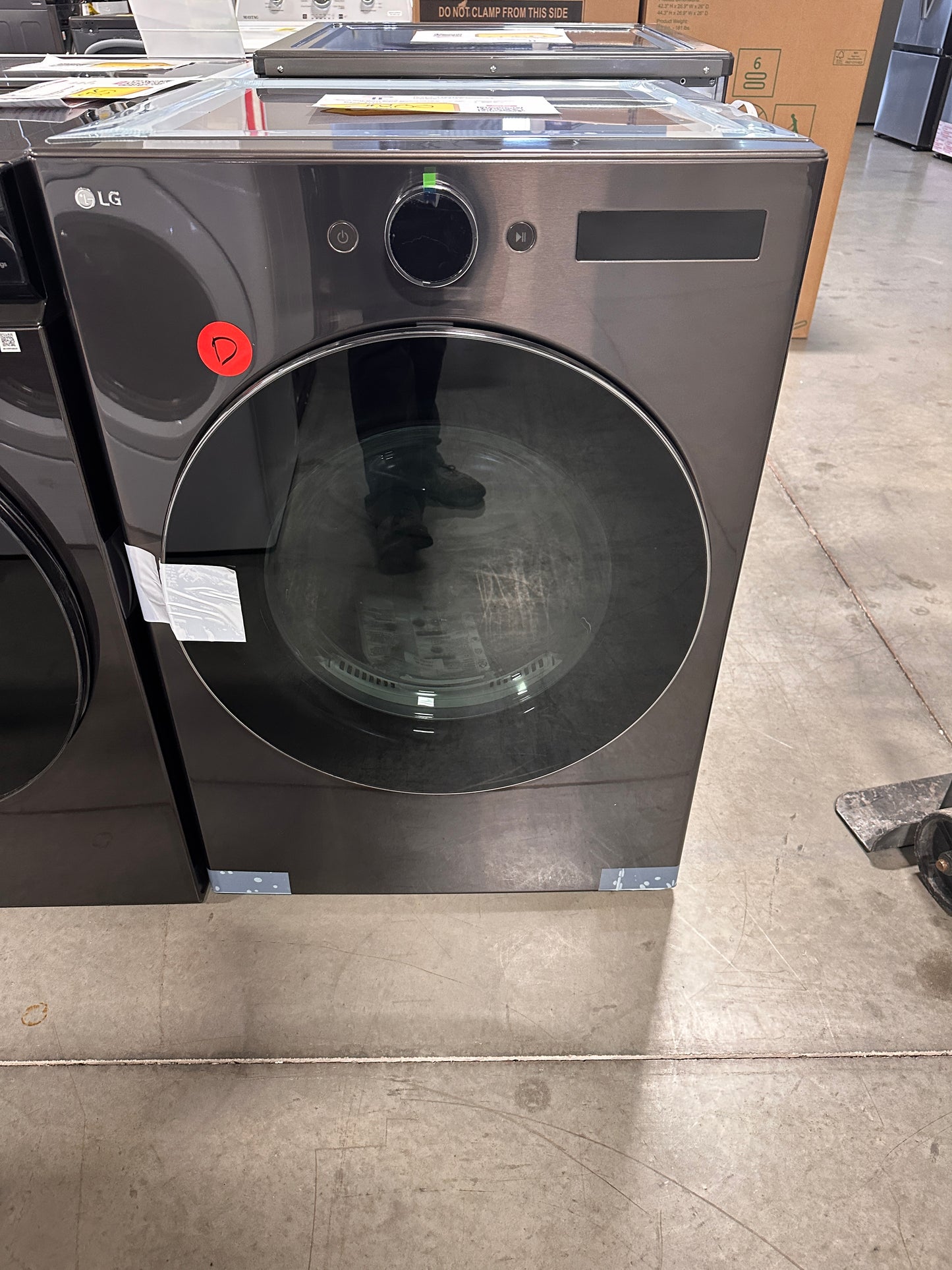 BRAND NEW STACKABLE SMART ELECTRIC DRYER MODEL: DLEX6700B  DRY12558