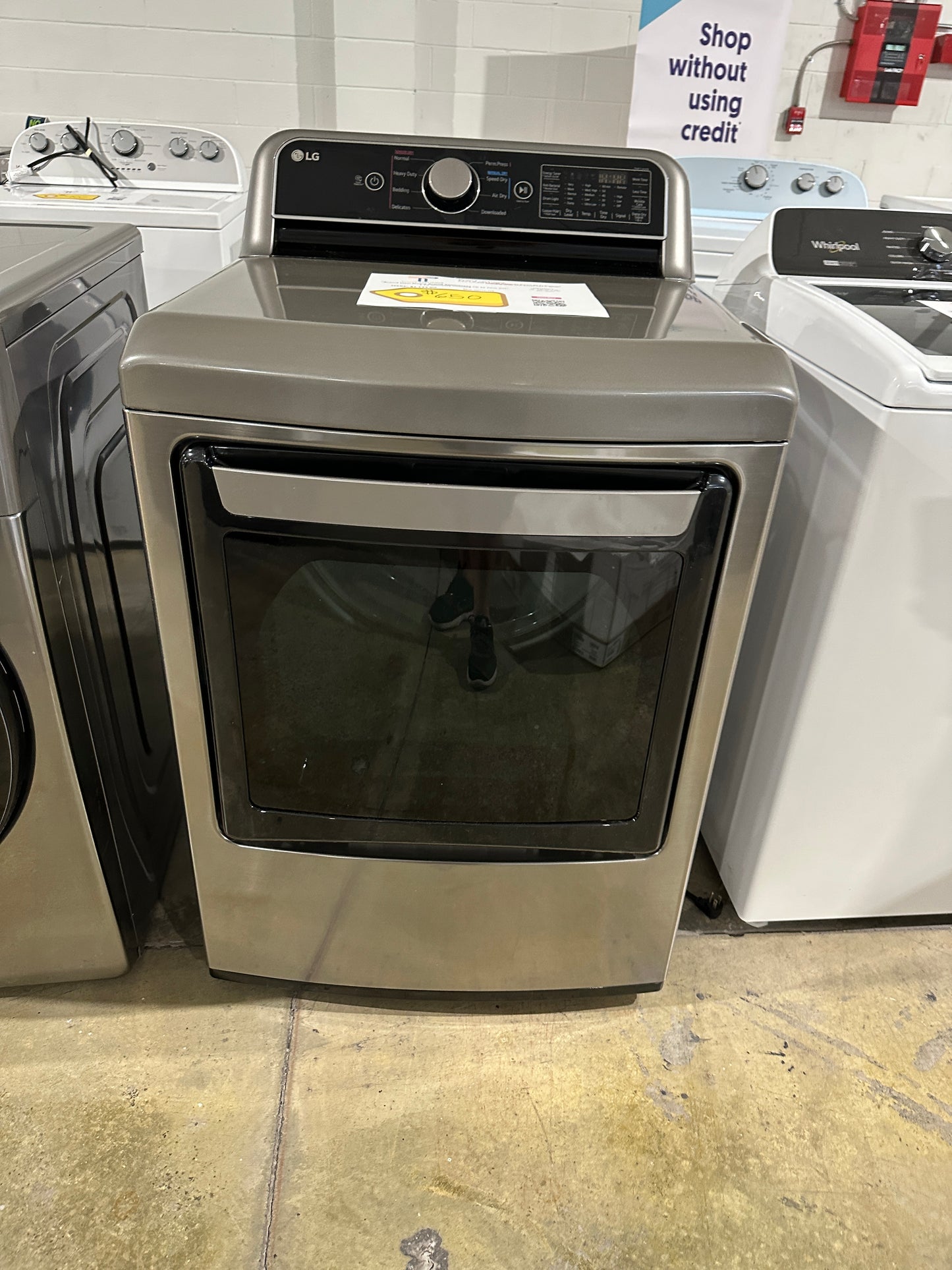 LG - 7.3 Cu. Ft. Smart Electric Dryer with EasyLoad Door - Graphite Steel  MODEL: DLE7400VE  DRY12172S