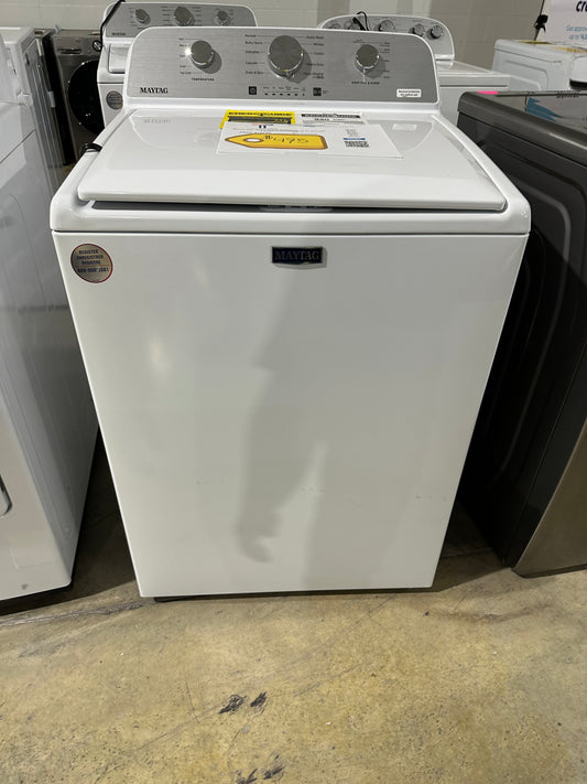 GORGEOUS BRAND NEW MAYTAG TOP LOAD WASHING MACHINE MODEL: MVW4505MW WAS12167S