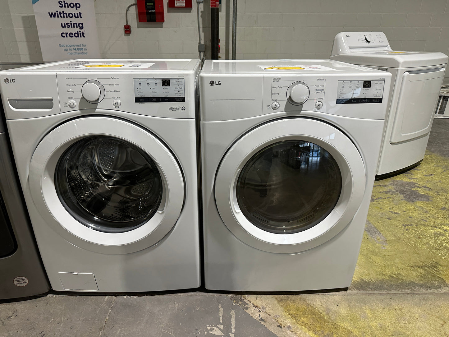 GREAT NEW LG STACKABLE FRONT LOAD WASHER ELECTRIC DRYER LAUNDRY SET WAS12166S DRY12186S