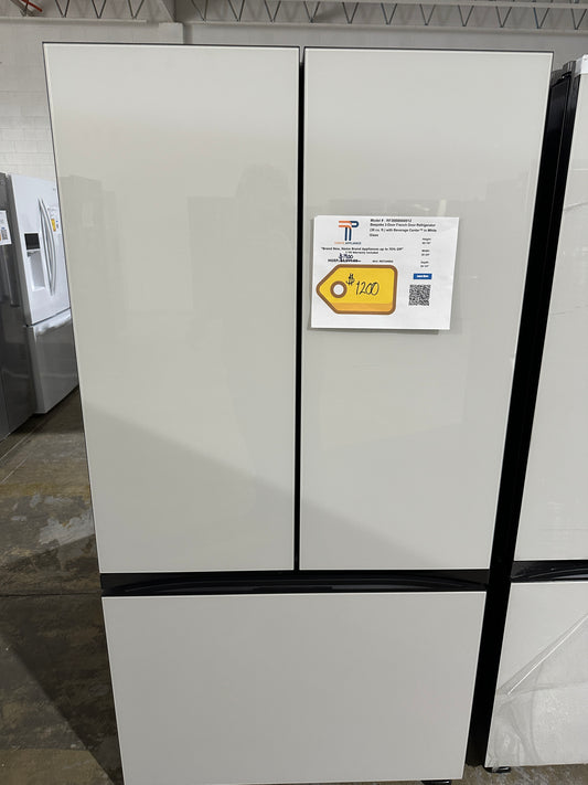 NEW SAMSUNG WHITE GLASS REFRIGERATOR WITH BEVERAGE CENTER MODEL: RF30BB660012 REF12486S