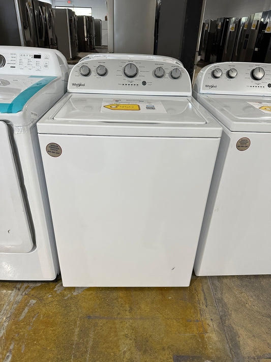 BEAUTIFUL BRAND NEW TOP LOADING WASHING MACHINE MODEL: WTW4816FW WAS12203S