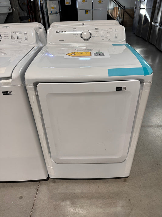 GREAT NEW GAS DRYER with SENSOR DRY MODEL: DVG41A3000W DRY12595