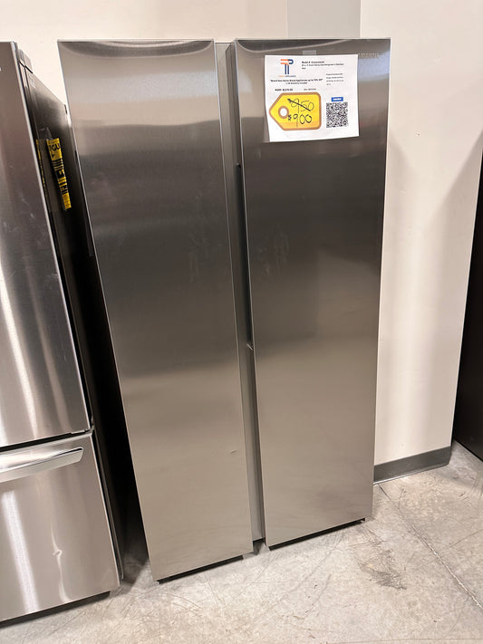 BEAUTIFUL BRAND NEW SAMSUNG LARGE SIDE BY SIDE REFRIGERATOR MODEL:RS28A500ASR  REF13152