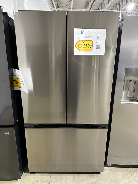 GREAT NEW SAMSUNG SMART REFRIGERATOR with AUTOFILL PITCHER MODEL: RF30BB6200QL REF13574S