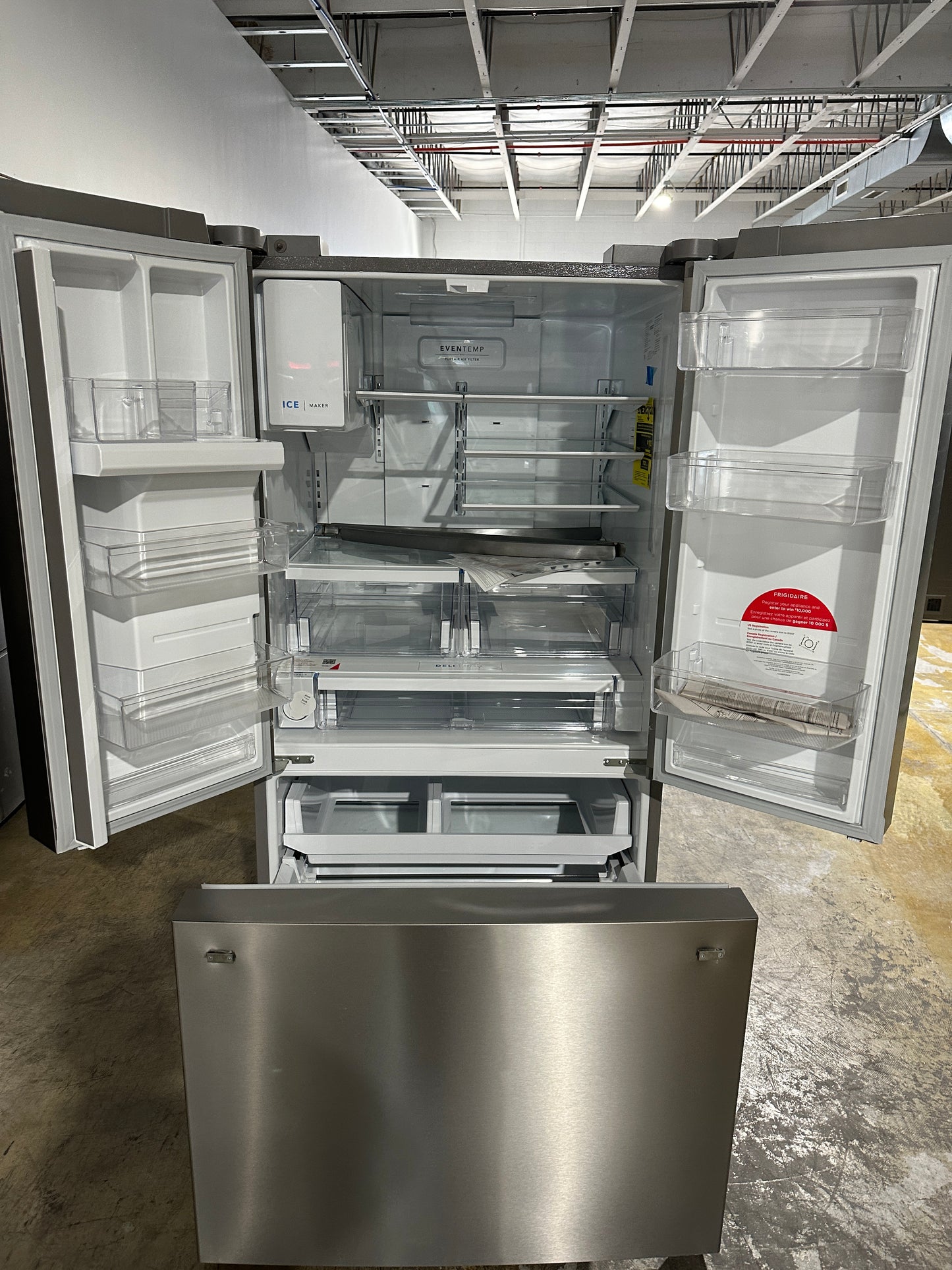 GORGEOUS NEW FRIGIDAIRE FRENCH DOOR REFRIGERATOR MODEL: FRFS282LAF REF13683S