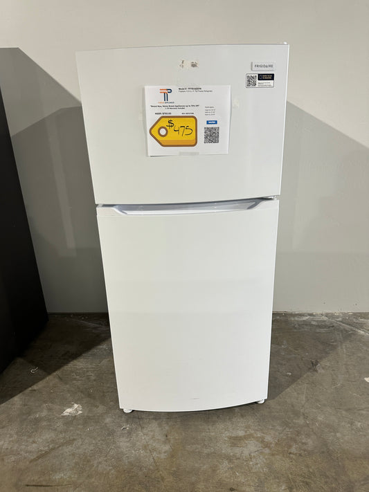 New Frigidaire - 13.9 Cu. Ft. Top-Freezer Refrigerator - White MODEL: FFTR1425VW REF13728S