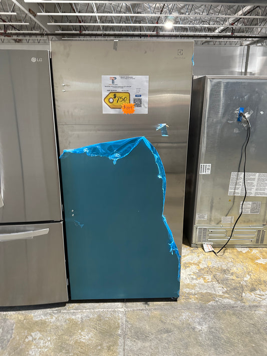 New Frigidaire - 13.0 Cu. Ft. Frost-Free Upright Freezer with Interior Light MODEL: FFFU13F2VW FRZ11205S