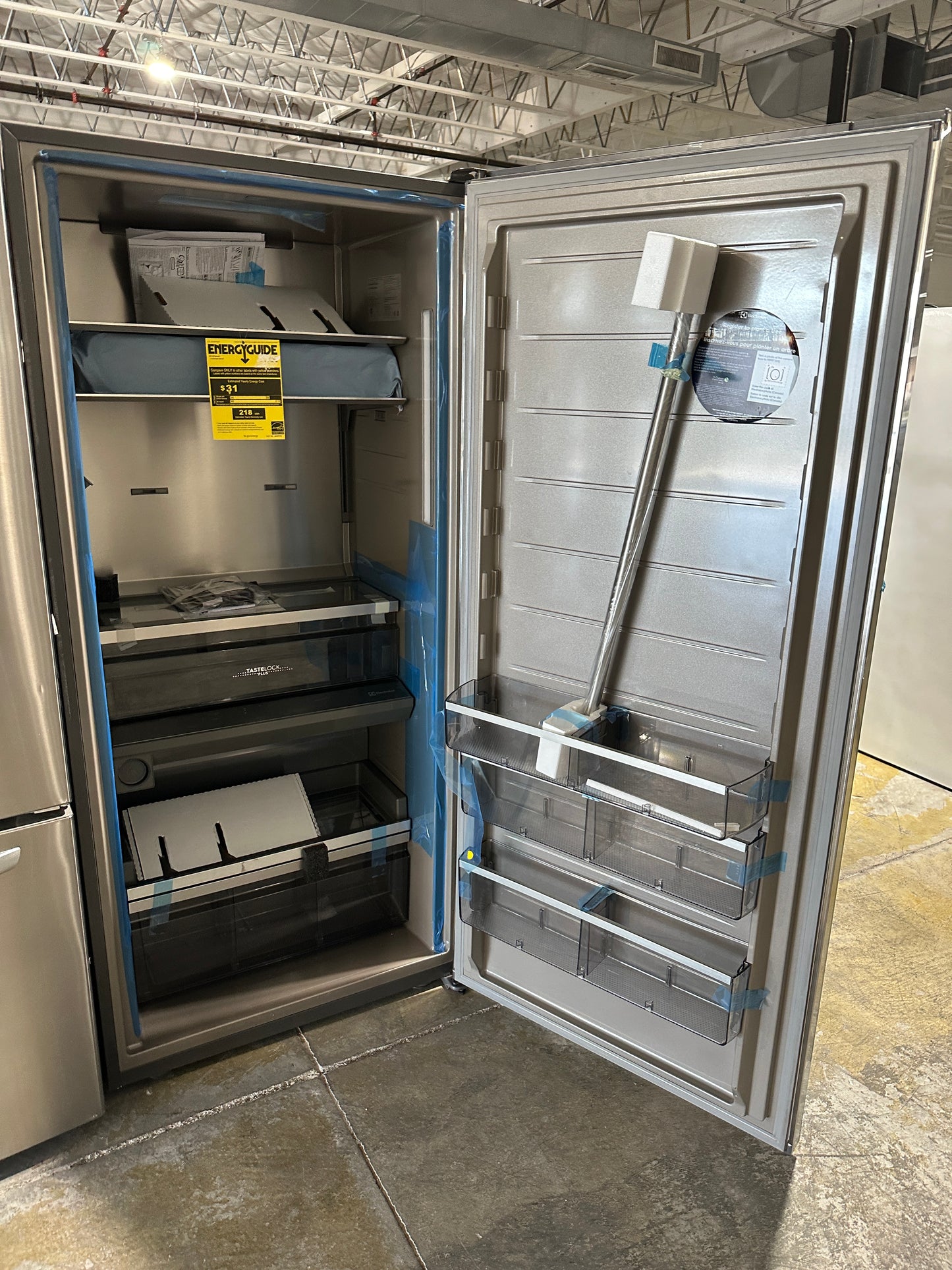 New Frigidaire - 13.0 Cu. Ft. Frost-Free Upright Freezer with Interior Light MODEL: FFFU13F2VW FRZ11205S