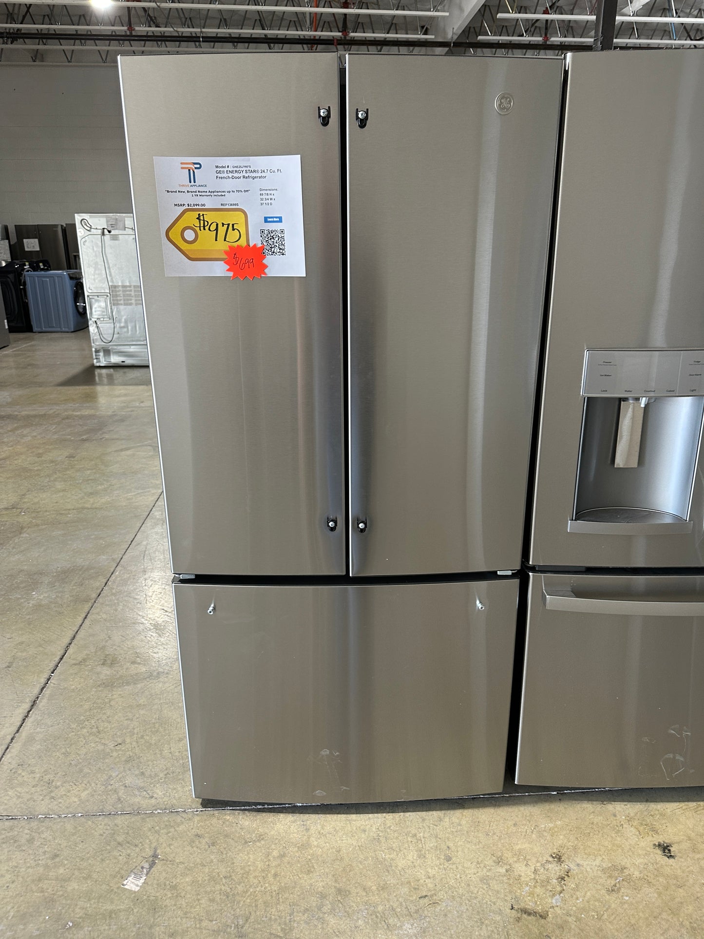 New GE - 24.7 Cu. Ft. French Door Refrigerator - Stainless Steel MODEL: GNE25JYKFS REF13699S