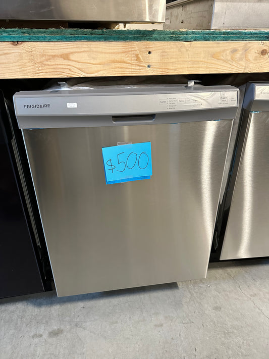 GREAT NEW STAINLESS STEEL DISHWASHER - TALL TUB DISHWASHER - DSW11510