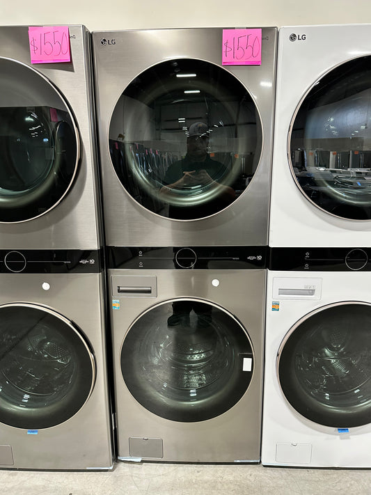 NEW LG STACKED LAUNDRY SET - WASHTOWER - WAS12680