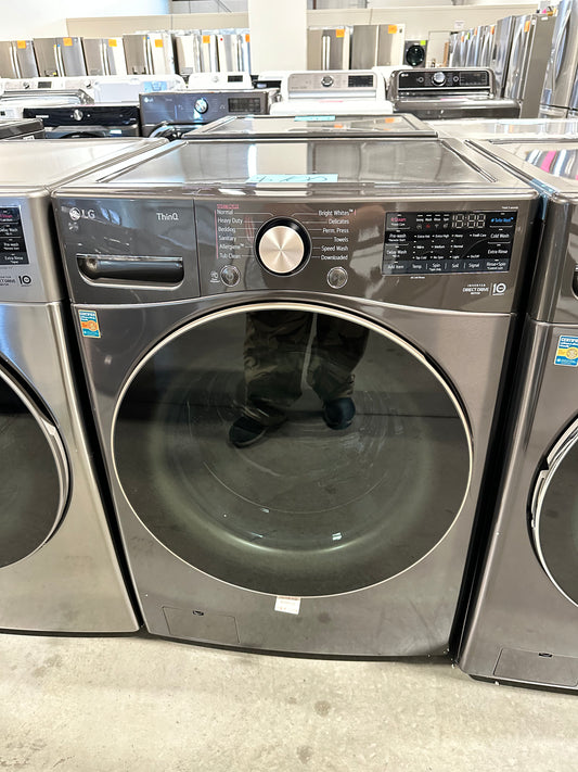 BRAND NEW STACKABLE FRONT LOADING WASHER - WAS12673