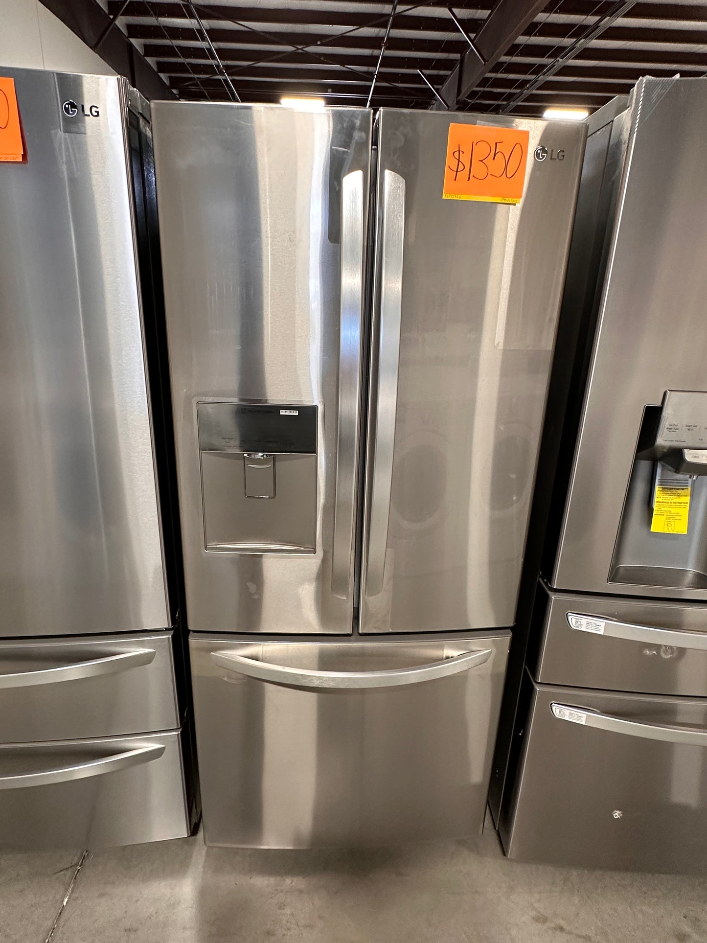 New LG - 21.8 Cu. Ft. French Door Refrigerator - Stainless steel - REF12366