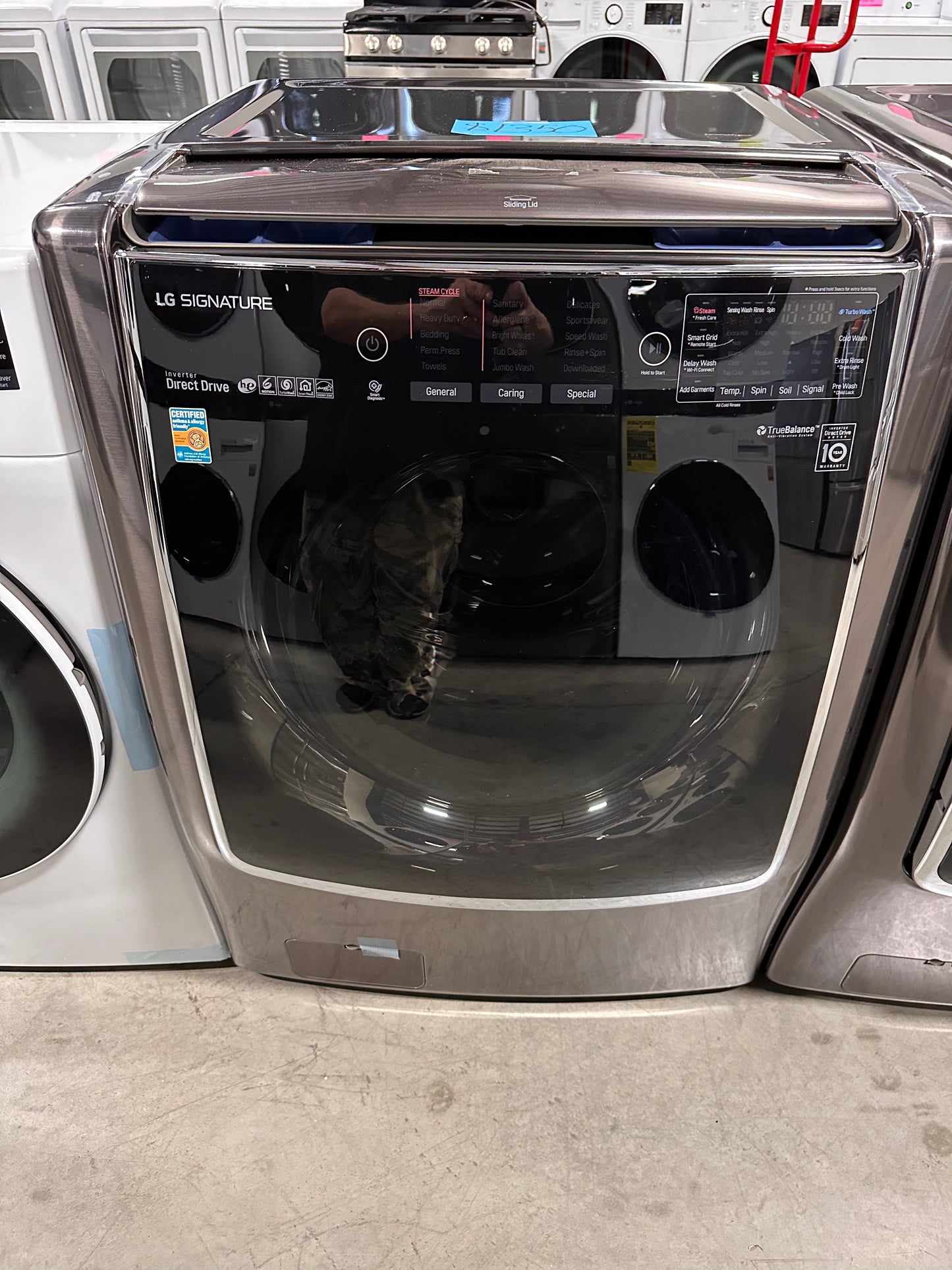 LG SIGNATURE SMART FRONT LOAD WASHER - WAS12698