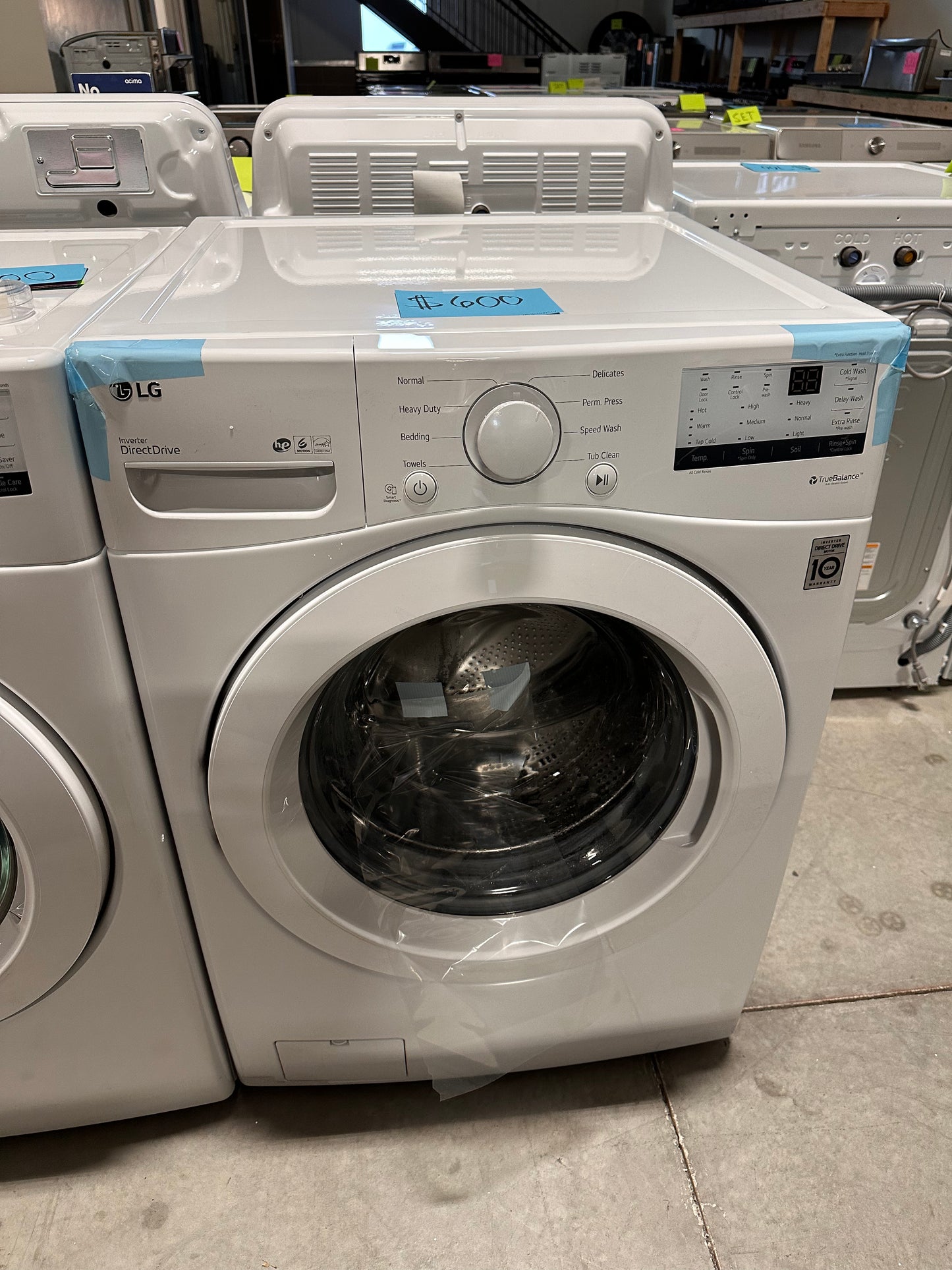GREAT NEW STACKABLE FRONT LOAD WASHER - WAS12708