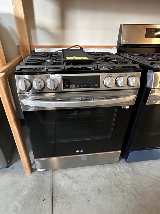 NEW LG GAS TRUE CONVECTION RANGE WITH EASY CLEAN - RAG11688