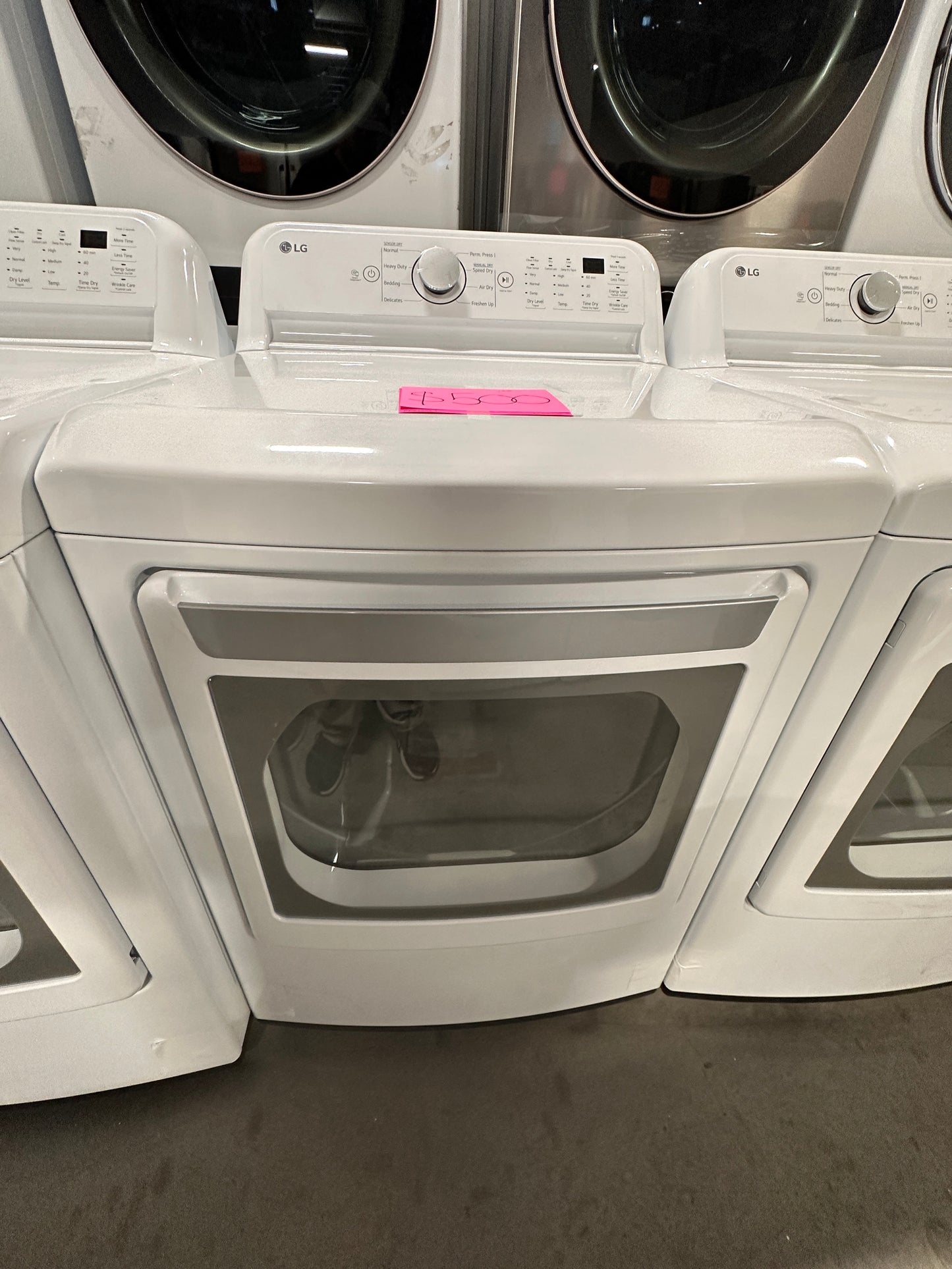 GREAT NEW LG ELECTRIC DRYER - 7.3 CU FT DRYER - DRY12064