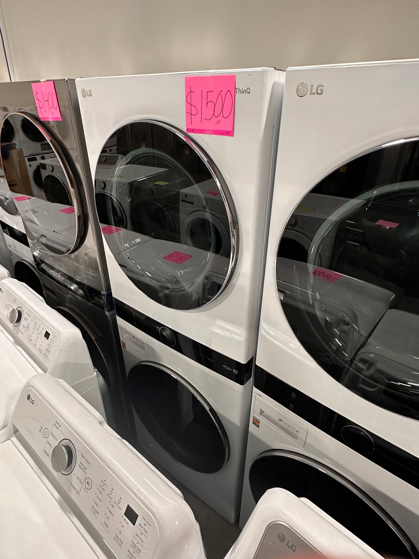 Brand New LG - 4.5 Cu. Ft. HE Smart Front-Load Washer and 7.4 Cu. Ft. Electric Dryer WashTower with Steam and Built-In Intelligence - White was12486