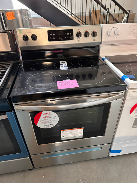 NEW STAINLESS STEEL FRIGIDAIRE SELF-CLEANING RANGE - RAG11690