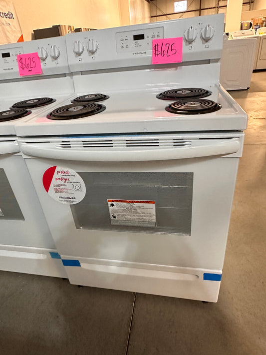 BEAUTIFUL NEW WHITE FRIGIDAIRE ELECTRIC RANGE - RAG11698 - FFEF3016VW