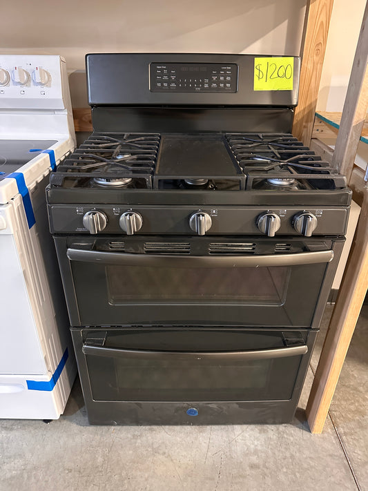 NEW BLACK SLATE GE GAS RANGE - 5.0 CU FT - RAG11542