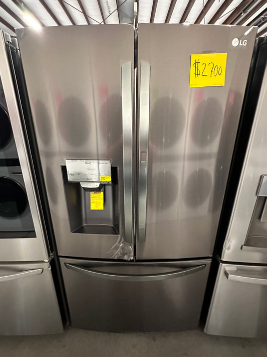 NEW REFRIGERATOR WITH CRAFT ICE MAKER - LG - REF12499 LRFDS3016D