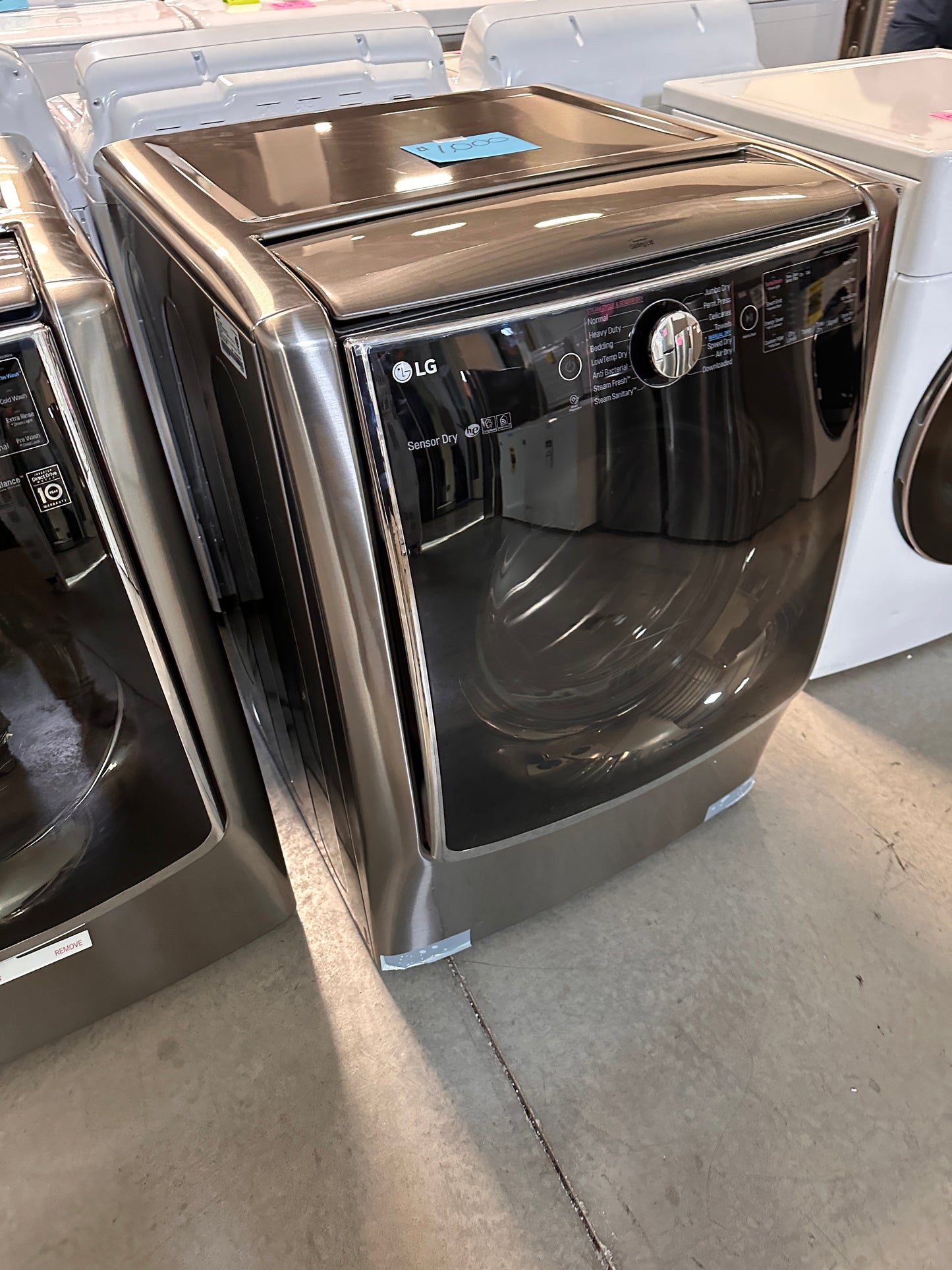 GREAT NEW LG FRONT LOAD WASHER - NEW IN BOX - WAS12774