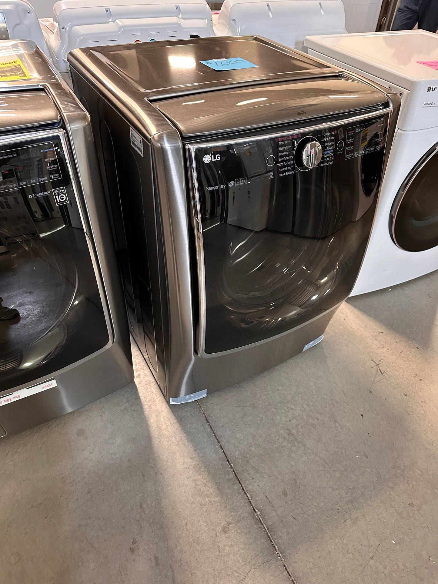 GREAT NEW SMART FRONT LOAD WASHER with STEAM and TURBOWASH - WAS12763