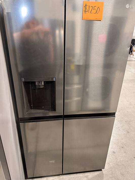 PLATINUM SILVER LG SIDE BY SIDE REFRIGERATOR - REF12638