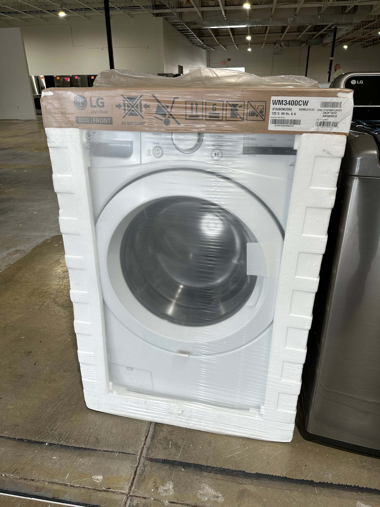 NEW WITH FULL LG WARRANTY FRONT LOAD WASHER - WAS11817S WM3400CW