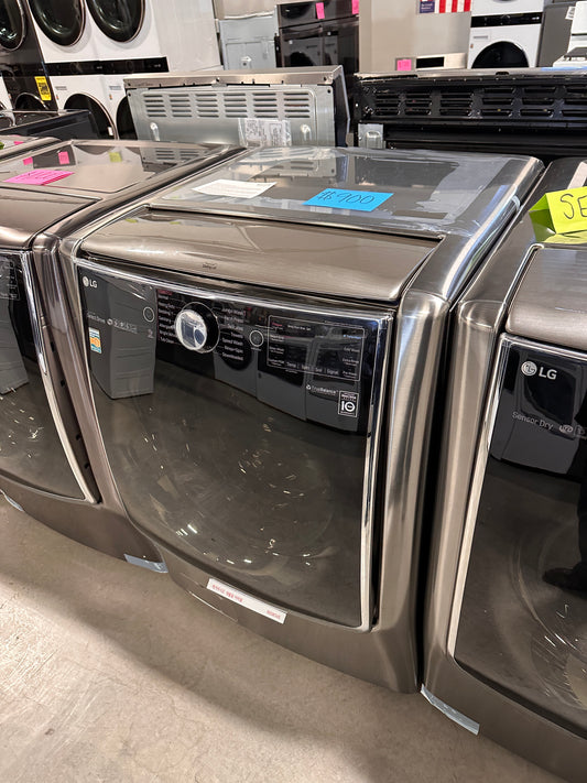 NEW SMART FRONT LOAD WASHER with STEAM - WAS12777