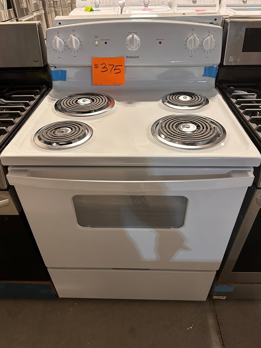 NEW ELECTRIC RANGE - WHITE HOTPOINT RANGE - RAG11732