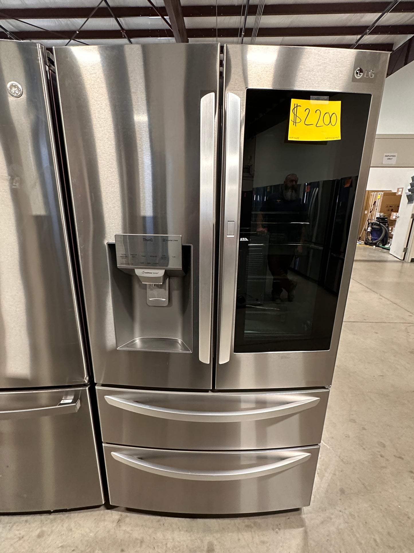 GREAT NEW SMART LG REFRIGERATOR with INSTAVIEW - REF12688