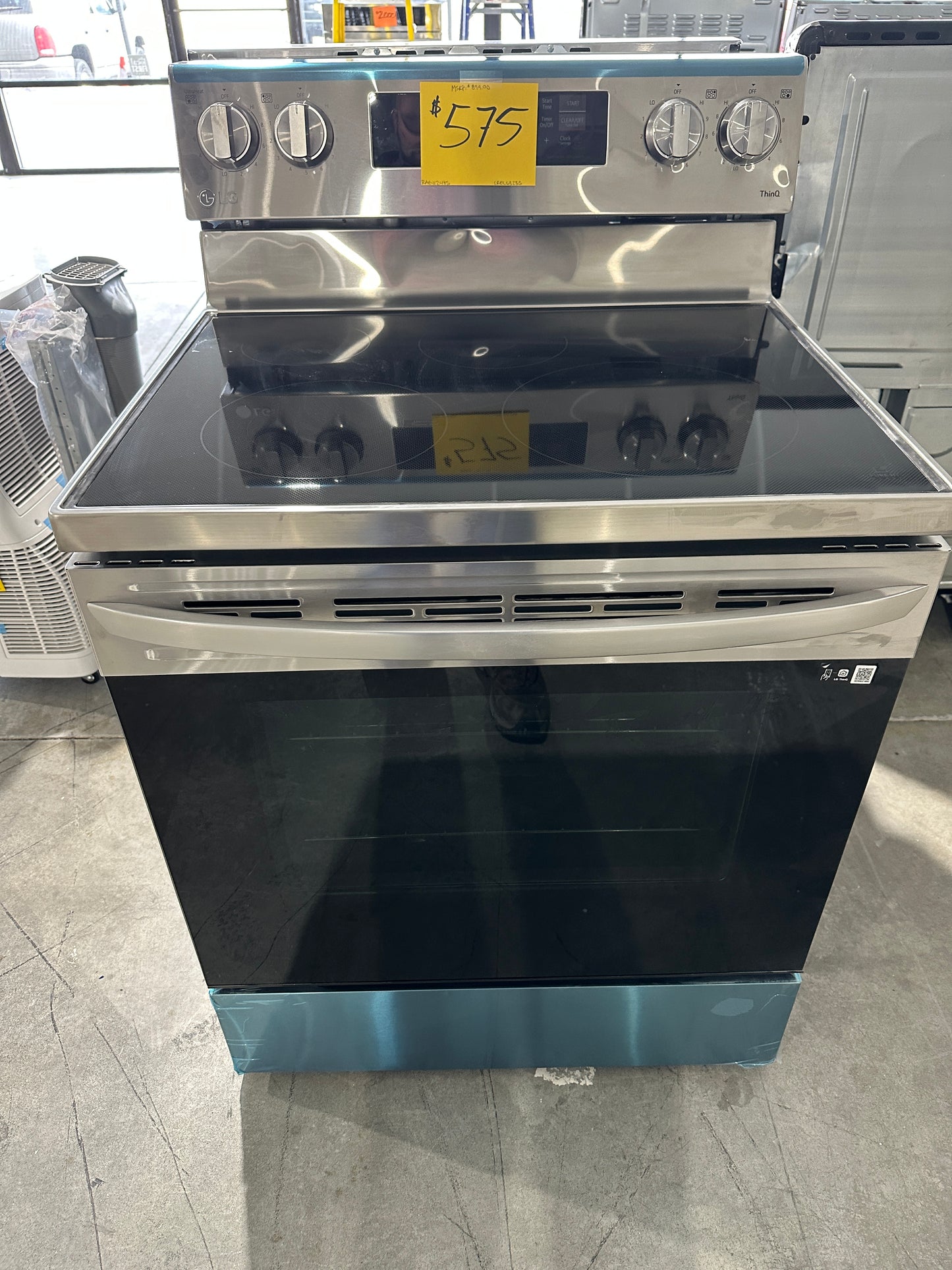 NEW LG ELECTRIC CONVECTION RANGE with EASY CLEAN - RAG11248S LREL6323S